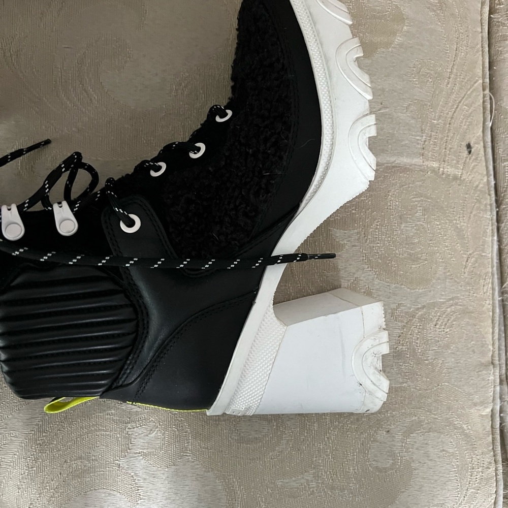 SOREL Brex π€π€ boot - Picture 3 of 6